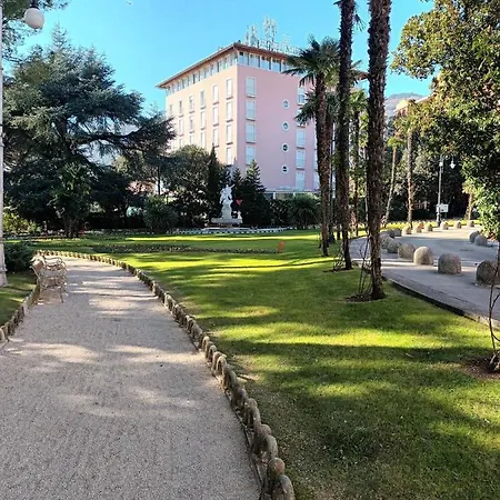 Relax Апартаменти